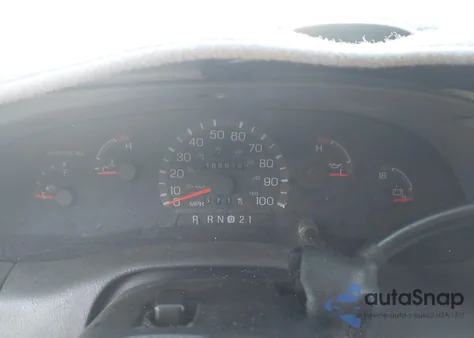 1997 Ford F-150 Standard/Xl/Xlt z USA, uszkodzony, nr VIN 1FTDF172XVNA46037